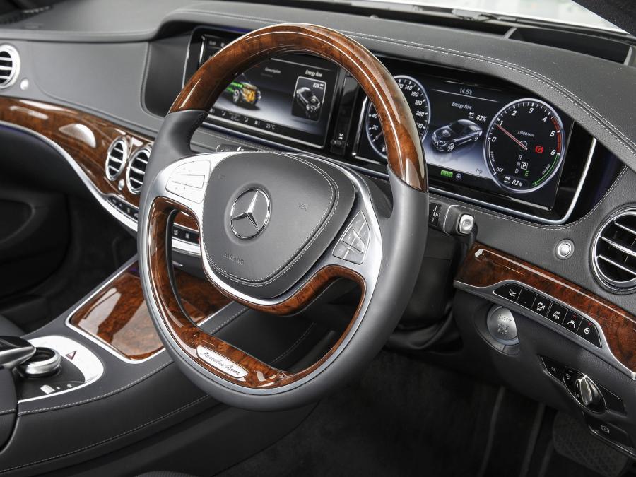  Mercedes-Benz S300 BlueTec 2014 года  (AU) (фото 17 из 30)